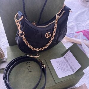 Gucci Black Quilted Shoulder Bag with Gold Chain